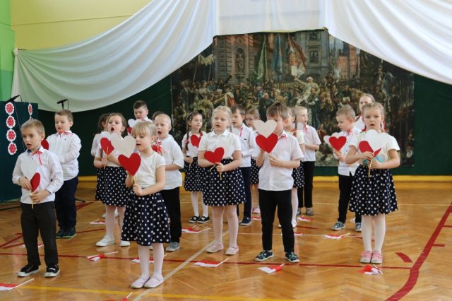 b_1024_768_0_00_images_2023_2024_WYDARZENIA_3maja_439111060_899744715286811_8696365975269562429_n